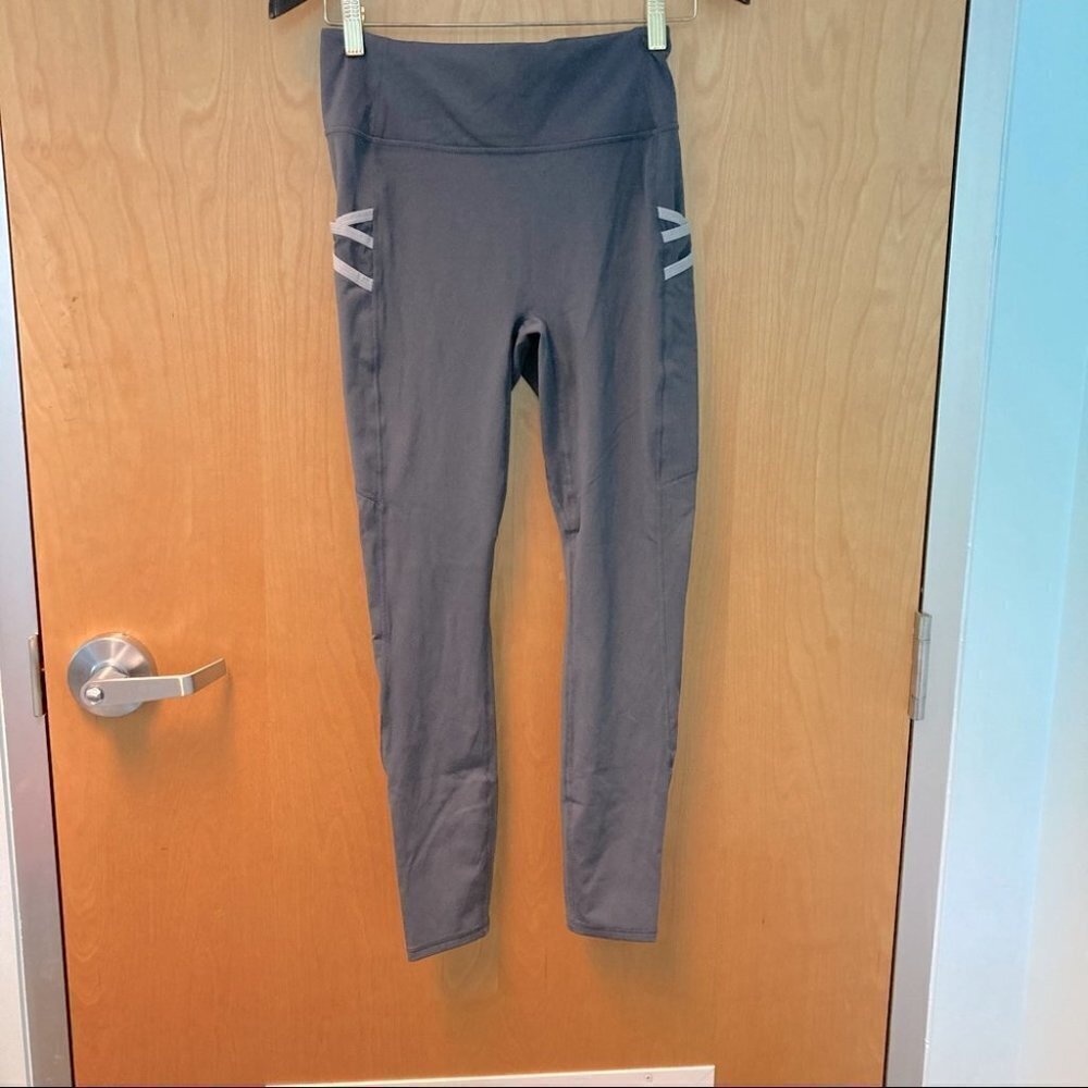 FABLETICS Sz S Motion 365 Waist & Side Pockets Contrast Colour Detail
